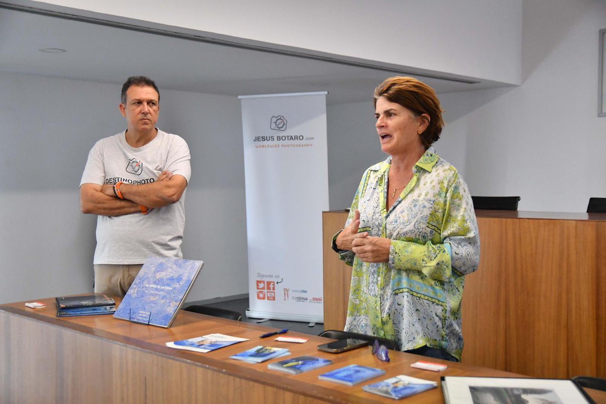Tomares_es's tweet photo. Nace un nuevo taller de cultura en Tomares, el de fotografía 📸. 

🗣Impartido por un gran profesor como Jesús Botaro, los alumnos va a aprender la técnicas de la fotografía a través de la teoría y la práctica. https://t.co/r7WfXhmhtH