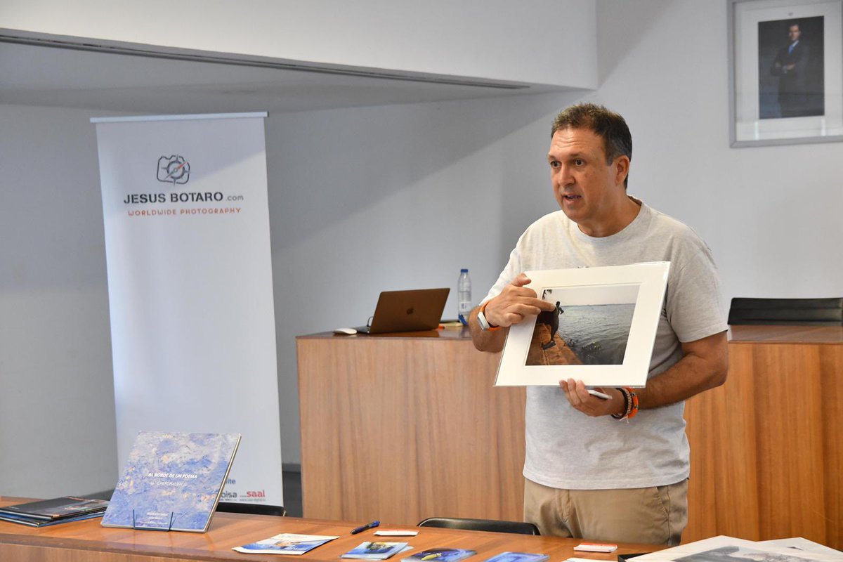 Tomares_es's tweet photo. Nace un nuevo taller de cultura en Tomares, el de fotografía 📸. 

🗣Impartido por un gran profesor como Jesús Botaro, los alumnos va a aprender la técnicas de la fotografía a través de la teoría y la práctica. https://t.co/r7WfXhmhtH