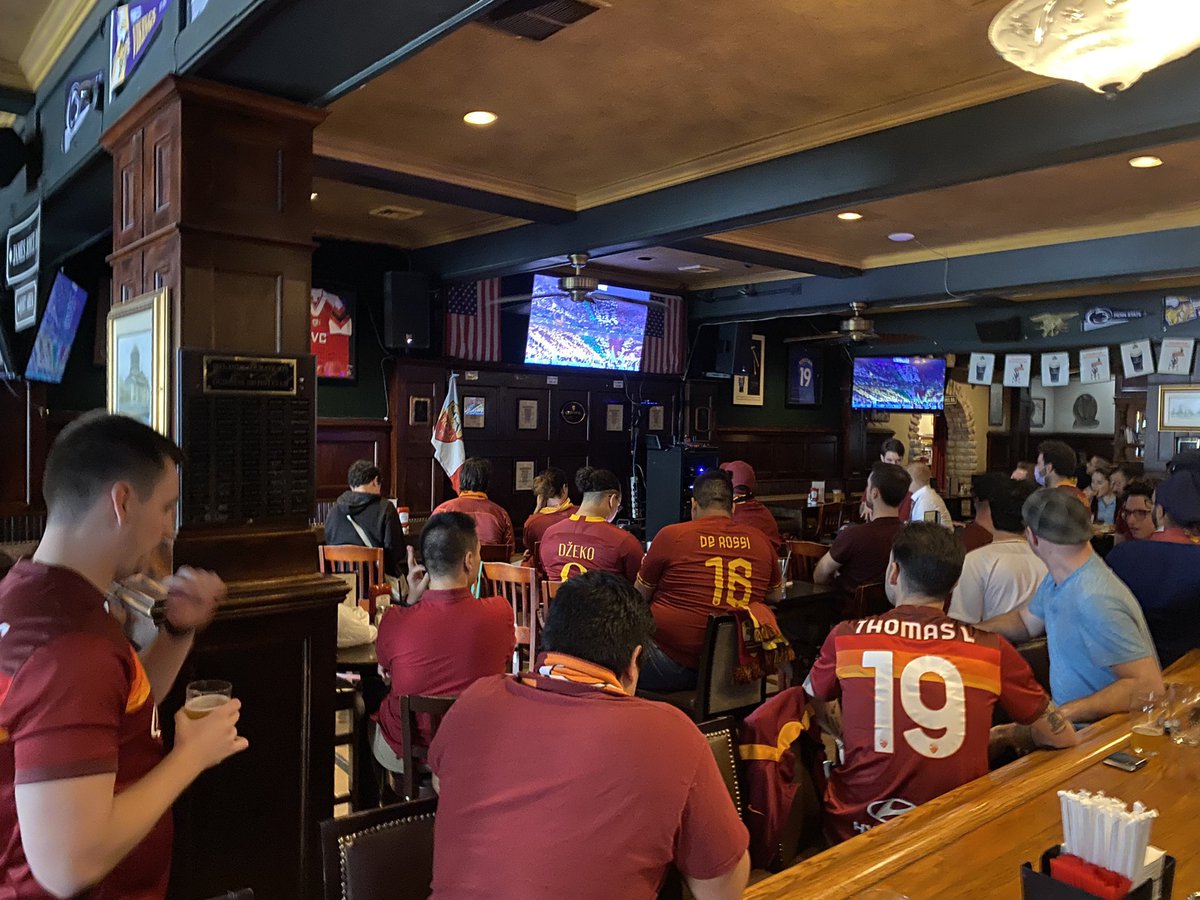irelands4courts's tweet photo. .@CurvAmerica .@RomaClubDC let’s go #europaleaguefinal https://t.co/x61C0YYlWN