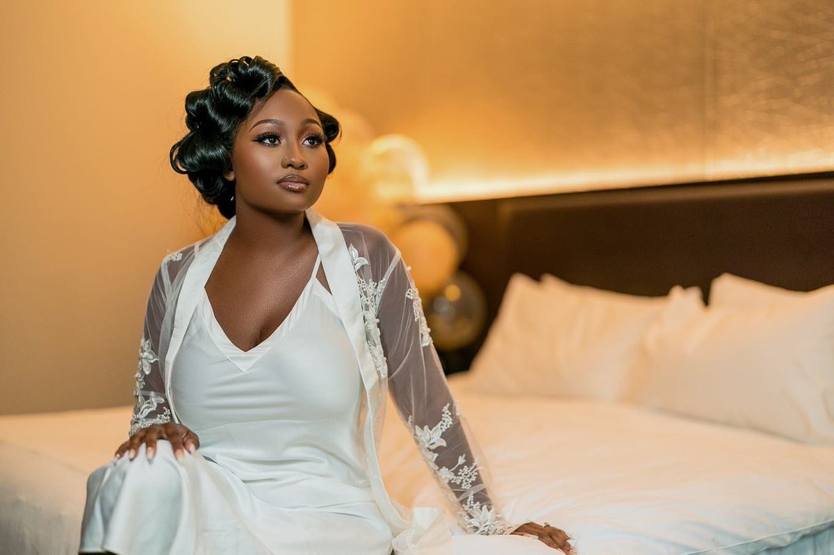 JermaineHorton's tweet photo. Getting Ready for FOREVER likeeeee….
#SonyArtisan #WeddingPhotography #SonyA9ii @WestcottCo #IceLight https://t.co/TAohDMGWK2