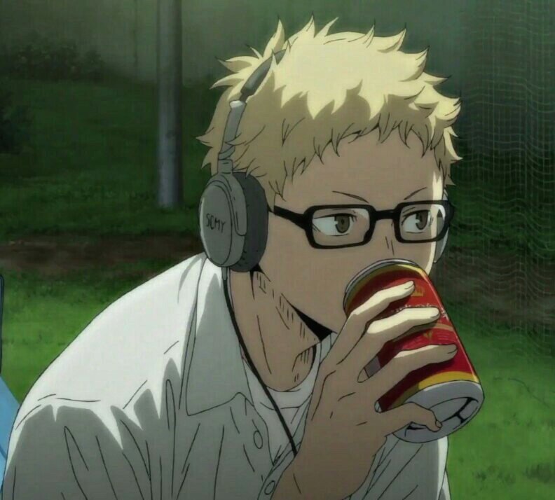 TsukkiEveryday's tweet photo. Tsukki's cool shots from Haikyuu!! Season 2's Ending 1 "Climber" by Galileo Galilei 🎶 https://t.co/e3SGV5piOr