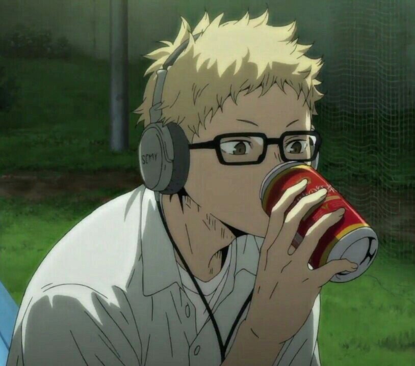 TsukkiEveryday's tweet photo. Tsukki's cool shots from Haikyuu!! Season 2's Ending 1 "Climber" by Galileo Galilei 🎶 https://t.co/e3SGV5piOr
