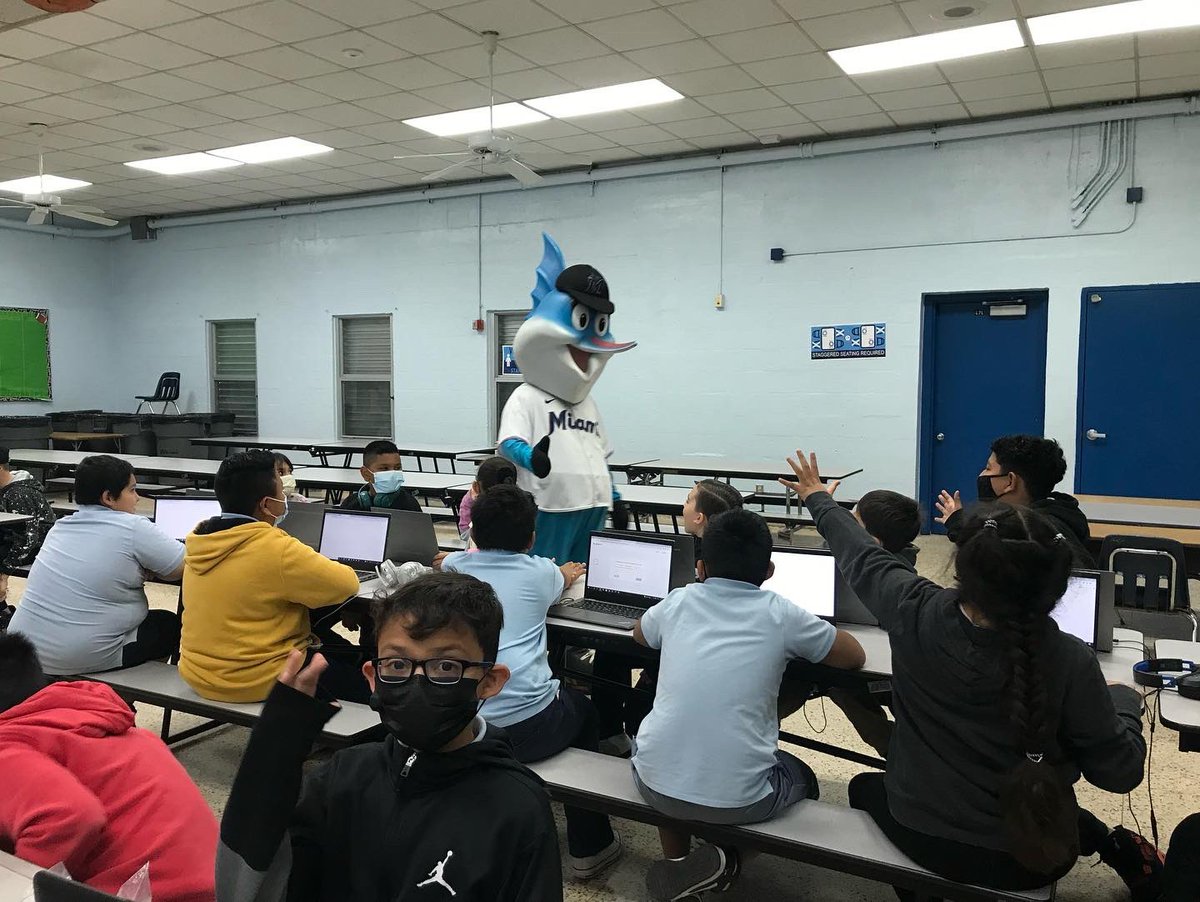 KPELions's tweet photo. Gaby Sánchez and Billy the Marlin visit KPE to kickoff Summer Slugger @MarlinsImpact @EVERFI @Summer_Slugger https://t.co/MsQN41Eaiw