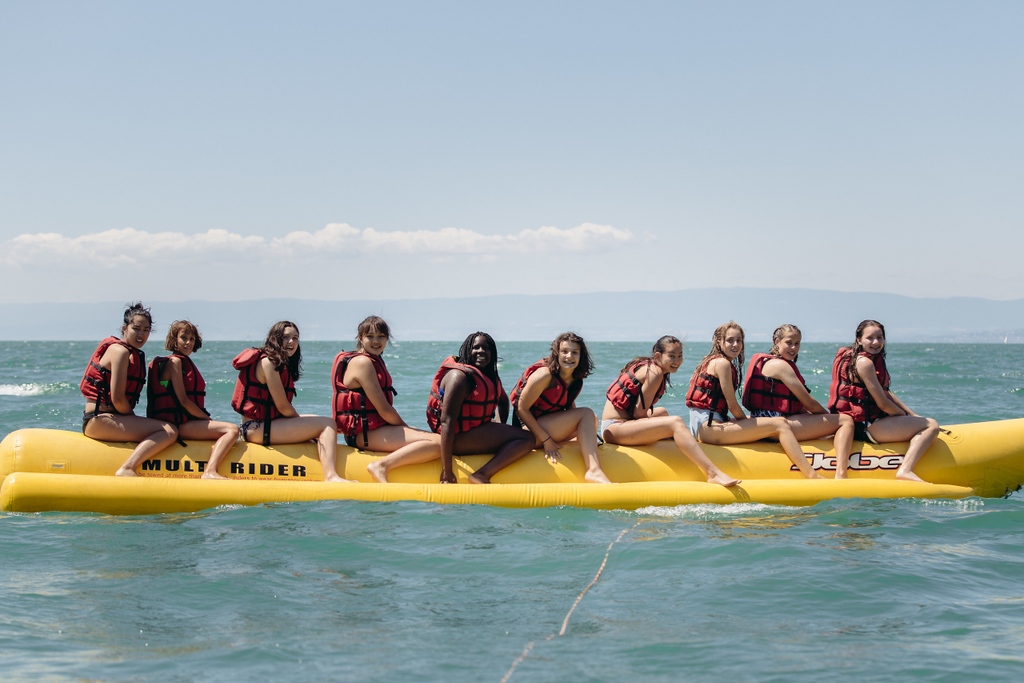 Camp_Suisse's tweet photo. ๐ฅT-1 month until we're back banana boating on Lake Geneva!!๐ฅ
๐๐จ๐ญโฐ
Book now at: https://t.co/B4ebz2zEz1
#campsuisse #campsuissesummer #swisssummer #torgon #champery #snow #powder #mountains #camp #geneva #summercamp #lacleman https://t.co/ae3JZprTNB
