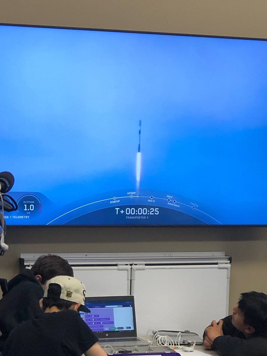 ptech535's tweet photo. P-TECH 535's CubeSat team's satellite launched today! Over the next two years, our students will write code and collect data. The P-TECH 535 team is working to improve our world! @rps535 @PTECHNETWORK
#IBMSpace #WearePTECH https://t.co/H5LGfLyjot