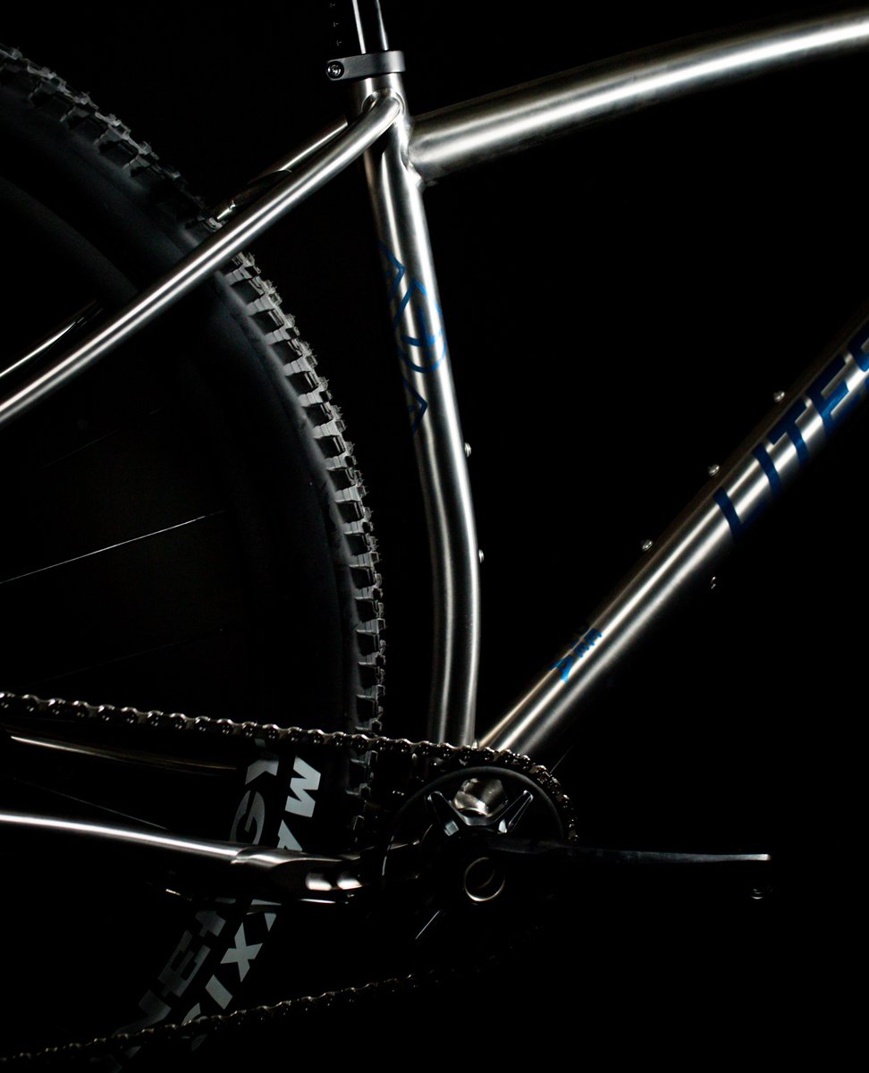 Litespeed_Bike's tweet photo. The Pinhoti III will go confidently where you point it—without penalty.
Explore the Pinhoti III here.
https://t.co/tz86rvYUDk
#LegendaryTI #mtb https://t.co/vXXLwNGN1l