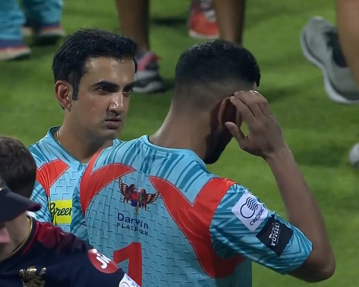 TukTuk_Academy's tweet photo. Dear Gautam Gambhir mind your own business, stay away from him 😤😡
Leave KL Rahul alone and facilitate him with gifts and all...he is our proud future legend😌😎 #LSGvRCB https://t.co/mcb3cbjzw4