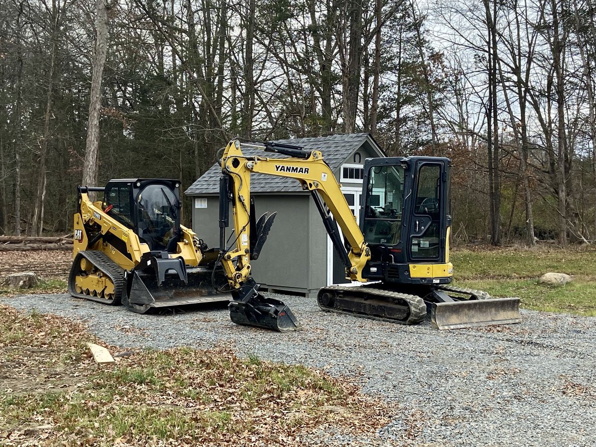 RazorbackBch's tweet photo. My excavator is back in business but the fact that I had to hand make a gasket for a fairly new machine leaves me a bit concerned @YanmarAmerica #VIO35 https://t.co/VruPX2TIKu