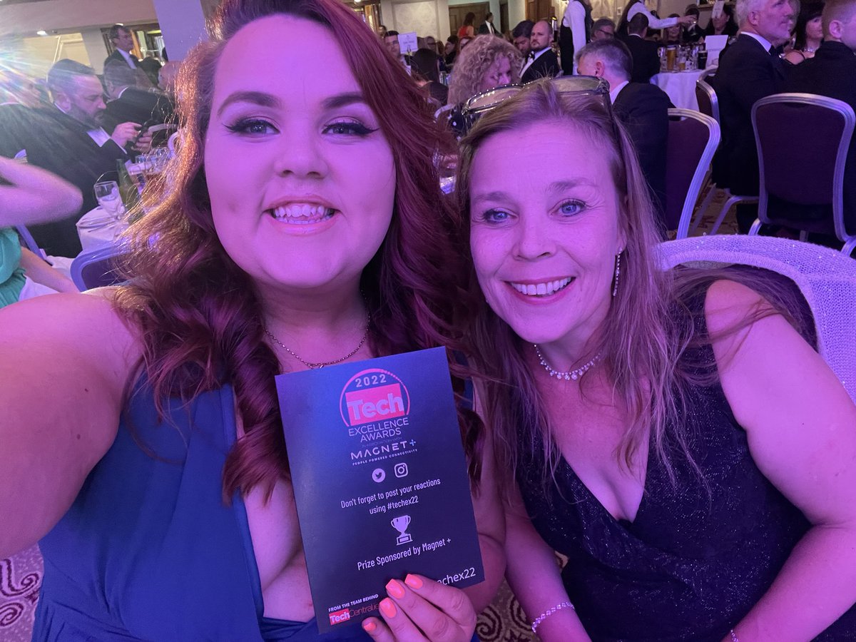 BeGrandSure's tweet photo. #TechEx22 👏👏 ready for the night ❤️ https://t.co/fheCEsvuKW