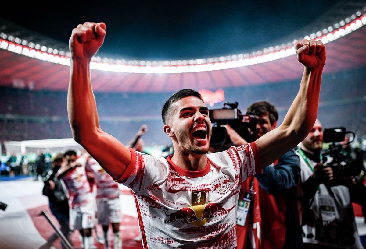 andrevsilva19's tweet photo. Memorable 💪🏆 https://t.co/dxoRudgMz0