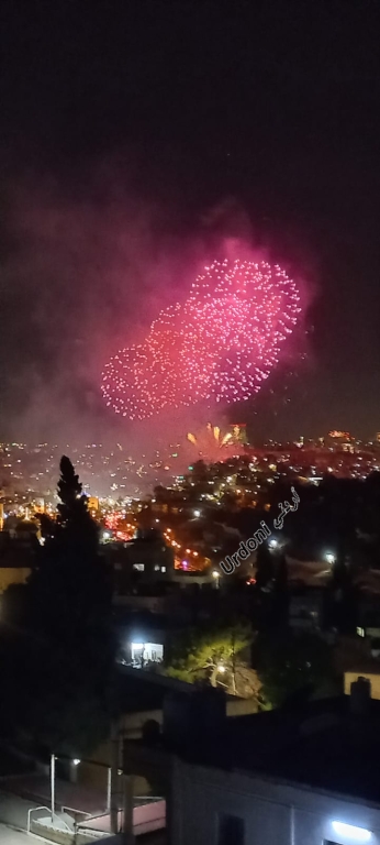 Urdoni's tweet photo. إطلاق ألعاب نارية احتفالا بعيد الاستقلال
#عيد_الاستقلال_76 #Independence76 #استقلال_الأردن #أردني #Urdoni https://t.co/mwWKxWljjX