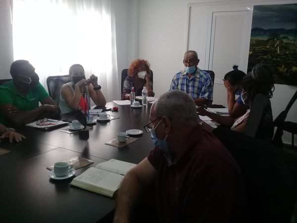AgricCuba's tweet photo. Se efectúa en el #IAgric Consejo Científico 25-26 mayo. Temas como: Estrategia de Desarrollo Institucional, Estrategia de Informática, presentación de nuevos perfiles de proyectos, rendición  de cuentas de proyectos en ejecución y la presentación de una tesis de maestría #Cuba https://t.co/f9wjXWZ5jl