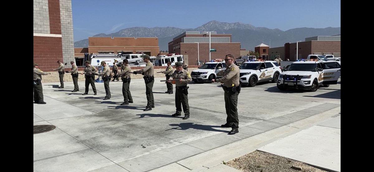 SBCSDkferber's tweet photo. We can never train too much. Our goal is to be better that yesterday.  SBCSD MFF https://t.co/tlW8YoCMgo
