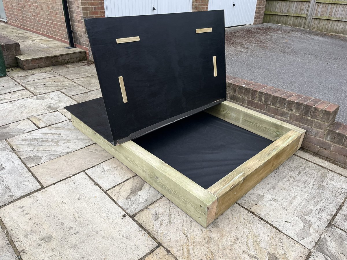milliesmudkitch's tweet photo. Loving this sleeper sandpit with folding lid I created for a customer today… looking forward to seeing it full of sand and toys for summer 🏖

Can even spy a one of our Mud Kitchens hidden undercover 👀

#sandpit #summerfun #gardenplay https://t.co/xQ07oEMUKq