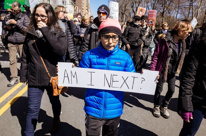 marillion13's tweet photo. Sign now for federal gun safety laws
#EnoughIsEnough #GunControlNow #GunReformNow #SaveKidsNotGuns #SignAndShare.
https://t.co/Xdhd573LZj https://t.co/CrL73yypBf