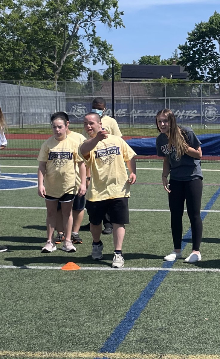 Amazing to be back at the Bellmore Merrick Challenge ! So much fun to see our friends from other districts and compete in several track and field events! Also so great to see <a href="/ScottBersin/">Scott Bersin</a> !! Can’t wait for next year! 🏃‍♀️🏃🏽‍♂️🏅 <a href="/SeafordHSPride/">Seaford High School</a> <a href="/StevenAnusiak/">Steven Anusiak</a> <a href="/ccasertaSLP/">Mrs. Caserta</a>