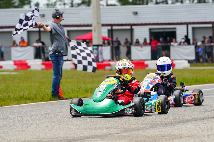 eKartingNews's tweet photo. The @TXSprintSeries hosted #SpringRoundUp at @speedsportztx this past weekend with nearly 200 entries in nine @SuperKartsUSA / International Kart Federation categories.

https://t.co/hnx1X9OgZ4

#TSRS #TexasSprintRacingSeries #SpringRoundUp #Speedsportz #SKUSA #IKF #karting https://t.co/1fPAcUooBQ
