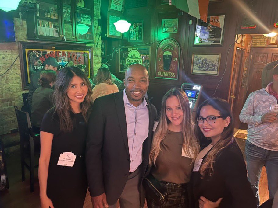NEC_LB's tweet photo. Feels good to be with some great @SharpNECDisplay peeps in person at a great Meet and Mingle event from the @DSFederation! So good to meet new people and see some good ol’ faces 😄 wish we took some more pics last night! https://t.co/Y1eWgt3UTj