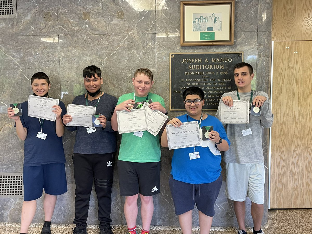 Mrs. Russell tweet media