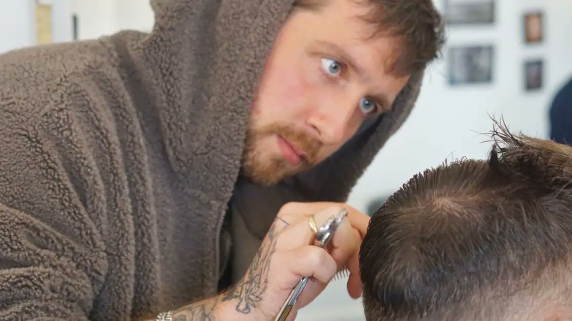 NEW | Different country, same scissors: Ukrainian barber 'crushing it' in St. John's

By <a href="/hillier_c/">Caroline Hillier</a> 

cbc.ca/1.6460950

#cbcnl