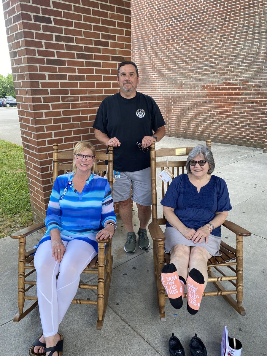 Gibbsprincipal's tweet photo. It is a great day to celebrate great people. Congratulations to Brad Conley, Cynthia Lynn, and Rebecca Young on their retirement from @GibbsEagles! Thank you for your love and passion for our Gibbs kids. https://t.co/gtkgd22xtd