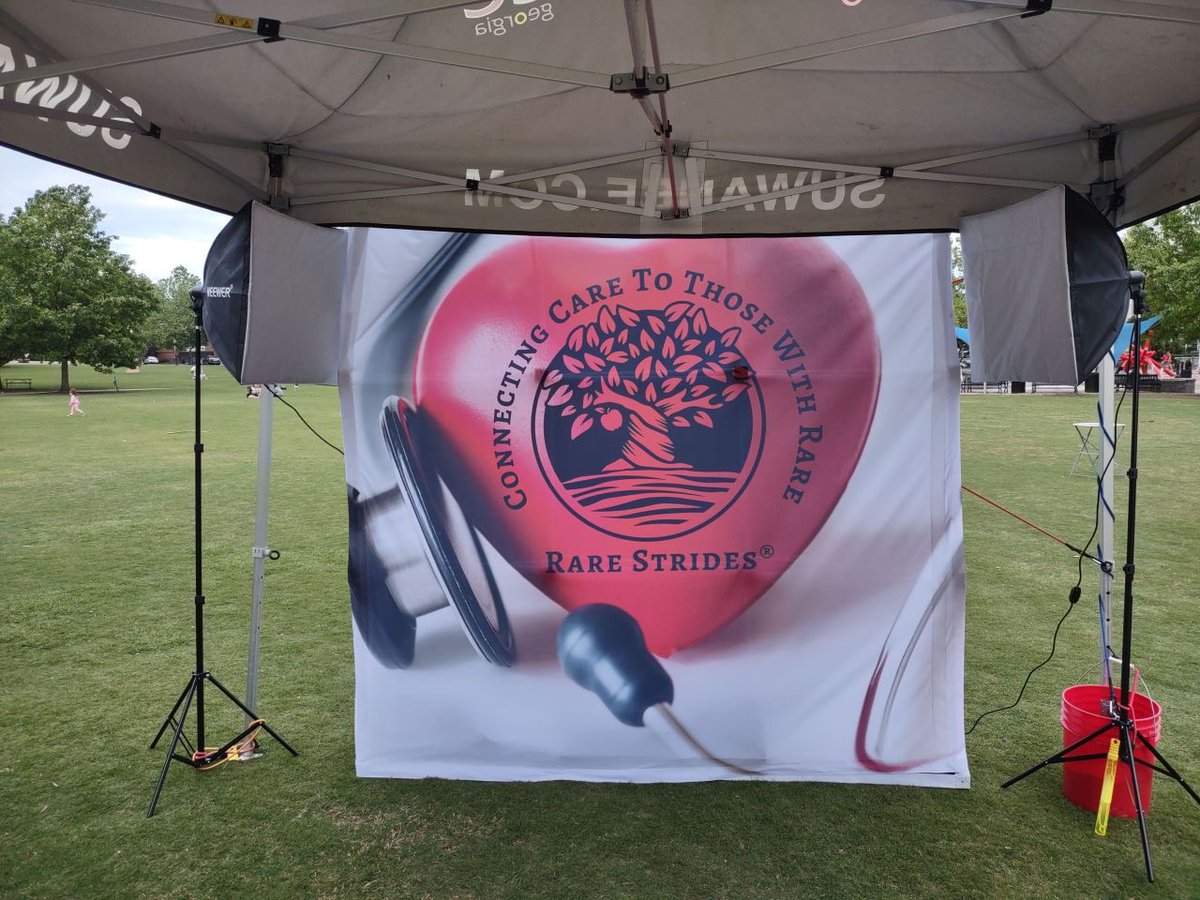 RDR_Atlanta's tweet photo. RDR was thrilled to attend the first annual Rare Strides Glow in the Dark Concert on May 7, 2022!

We are proud to collaborate with @RareStrides as we further a shared goal of making rare visible.

#raredisease #rdr https://t.co/QxcDbGjjS6