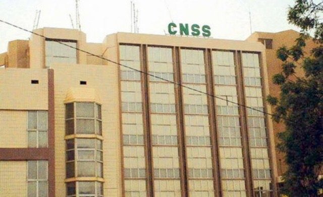 Dsiribie's tweet photo. #Burkina | Les DG de la #CNSS et #BADF sont révoqués avec effet immédiat, d’après une décision du Conseil des ministres de ce mercredi, selon le porte-parole du gvmt @BILGOLIONEL. Il s’agit Lassané Sawadogo (CNSS) et Daouda Simboro (BADF), @Lefaso_net.
Rt : @CLaoundiki
#Iwili https://t.co/CKMCydowZu