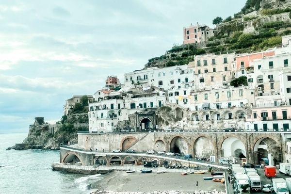 leap_my's tweet image. One of the top places to visit in Italy is the Amalfi Coast. What Amalfi Coast towns should you visit if you have one day? Read to find out!

myflyingleap.com/italy/amalfi-c…

#myflyingleap #travel #italy #newpost