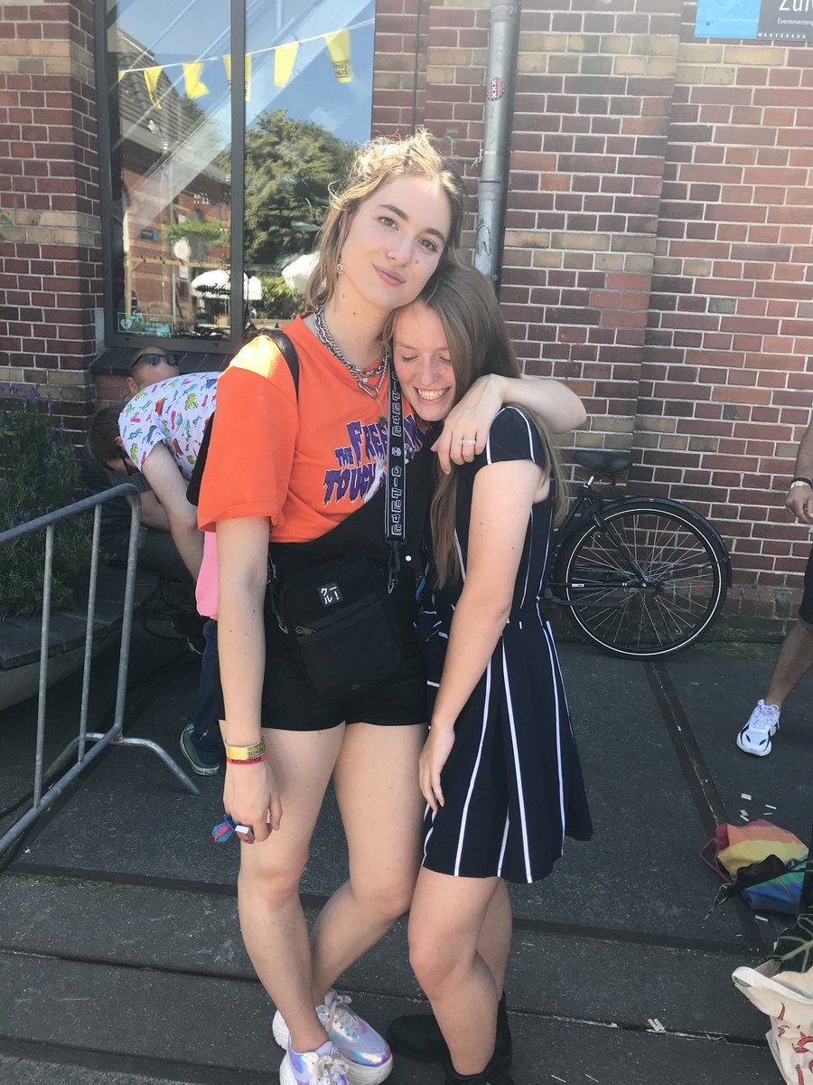 julia ♥︎ tweet media