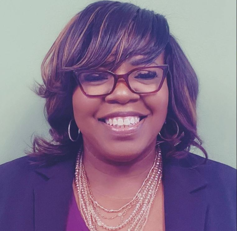 HarrisStowe's tweet photo. HSSU ALUM UPDATE

Congratulations to HSSU alumna Tracy Smith! She graduated from HSSU and was recently selected as the new principal of Ross Elementary School.

Read more: https://t.co/VlvkfifPC0

Join us in congratulating her!

#HSSUAlumUpdate #LegaciesHappenHere #HSSUismyHBCU https://t.co/fCQ49BJpPT