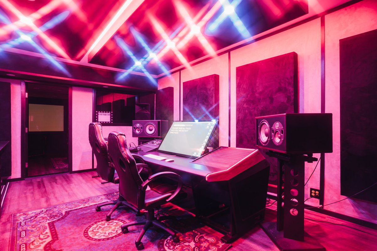studio a. located in tarzana, CA