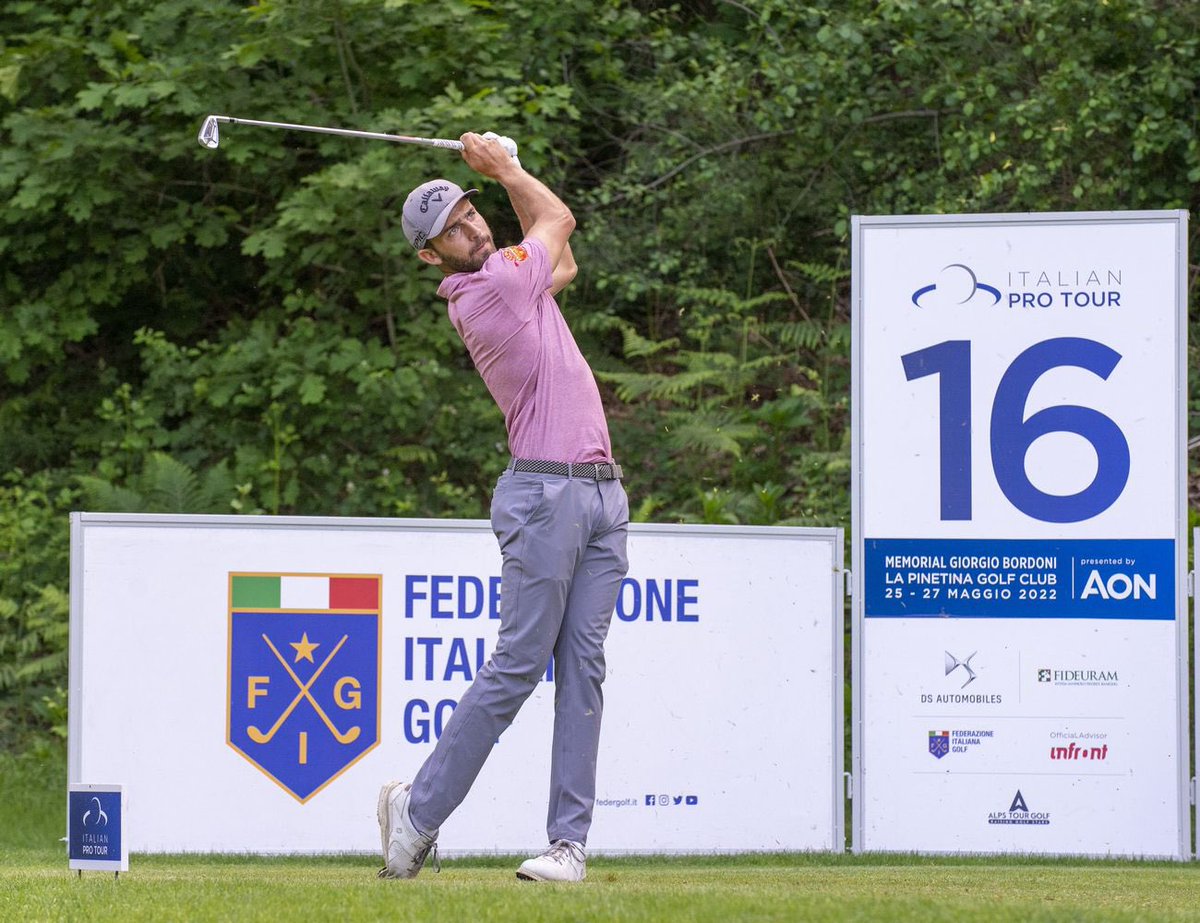 FederGolf's tweet photo. 📌 R1 #ItalianProTour, Memorial Giorgio Bordoni presented by Aon
Al termine del primo giro conducono 🇳🇱#DeHaas e 🇪🇸#Moscatel (-7). 🇮🇹#Archetti, #Magini, #Fortini e #Sanjust 3/i con -6. In Top10 anche #Mazzoli, #Romano, #Bergamaschi, #Bardas, #Pitoni e #Bregoli, 8/i con -4. https://t.co/0nZoQoxZlI