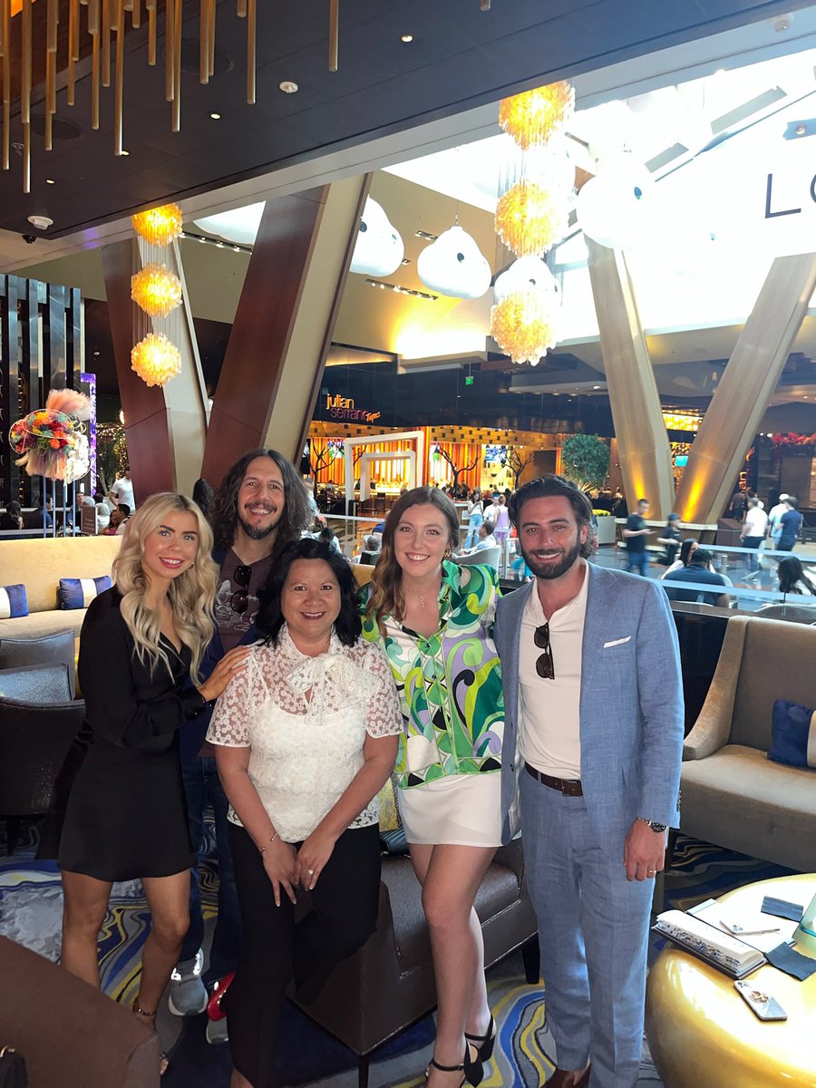 Angela Sweeney tweet media