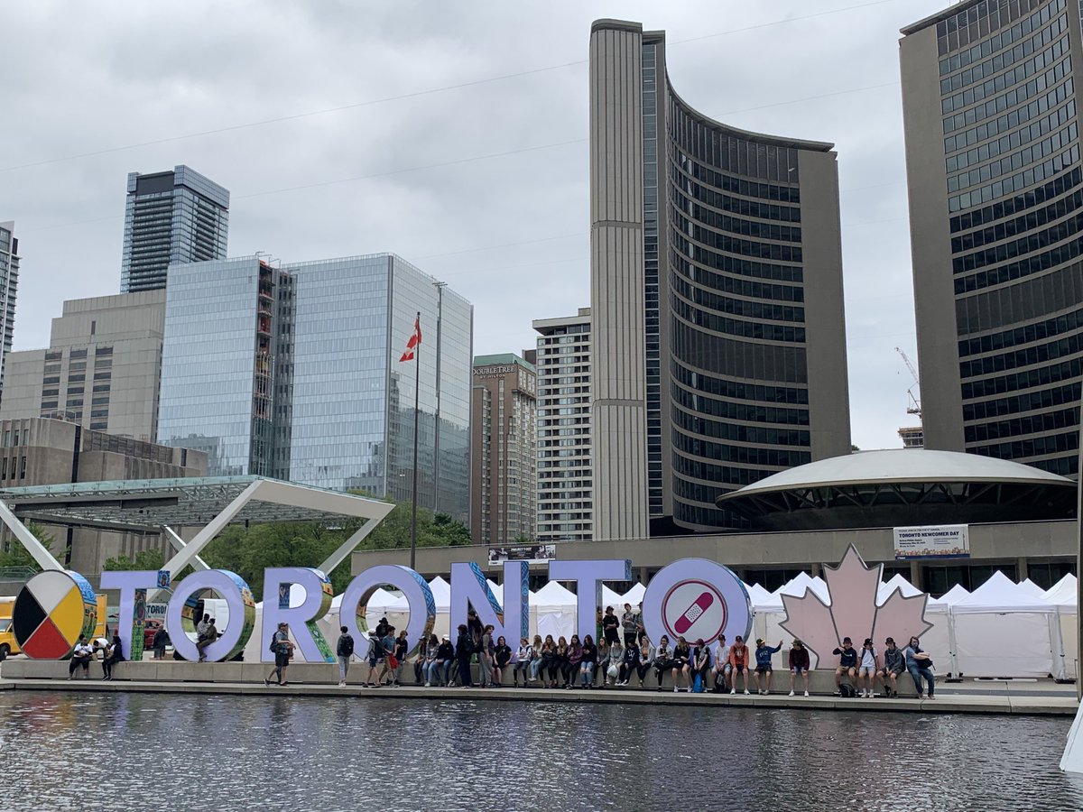 AaronRayDion's tweet photo. ⁦@ElmvaleDHS⁩ Civics/Careers and History trip to Toronto. https://t.co/o9oGvHY1my