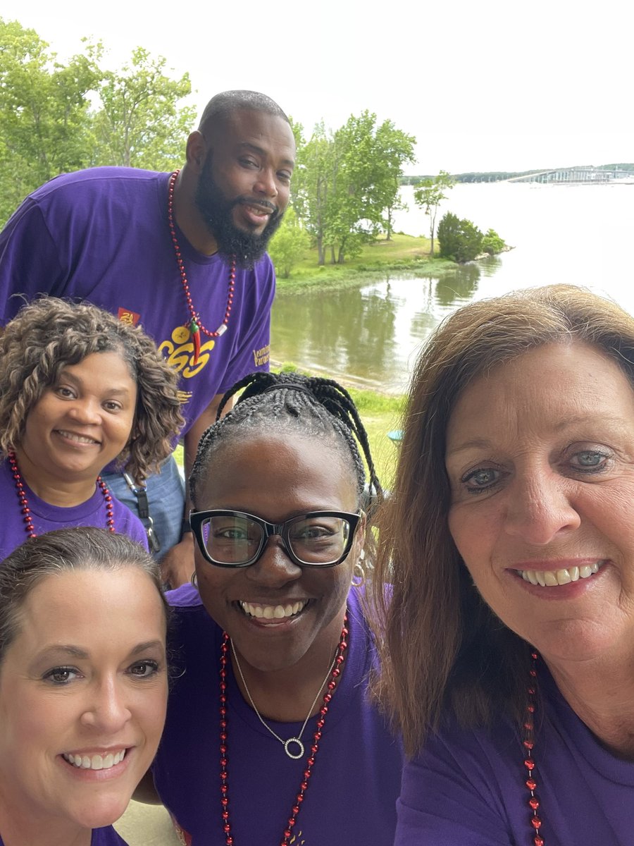 PrincipalSDavis's tweet photo. Great morning with @gerrybrooksprin!! Continuing the learning with the #bestgroup ๐ฏ#FaceTheIntensity #ChooseUs ๐คฉ https://t.co/XXz6YRwDqr