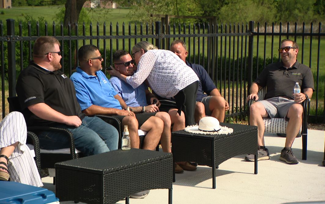 BobSegallWTHR's tweet image. A backyard disaster turned into an unexpected miracle for this Indy grandmother. See the $100,000+ gift she received from a group of strangers... #wthr 
wthr.com/article/news/l…