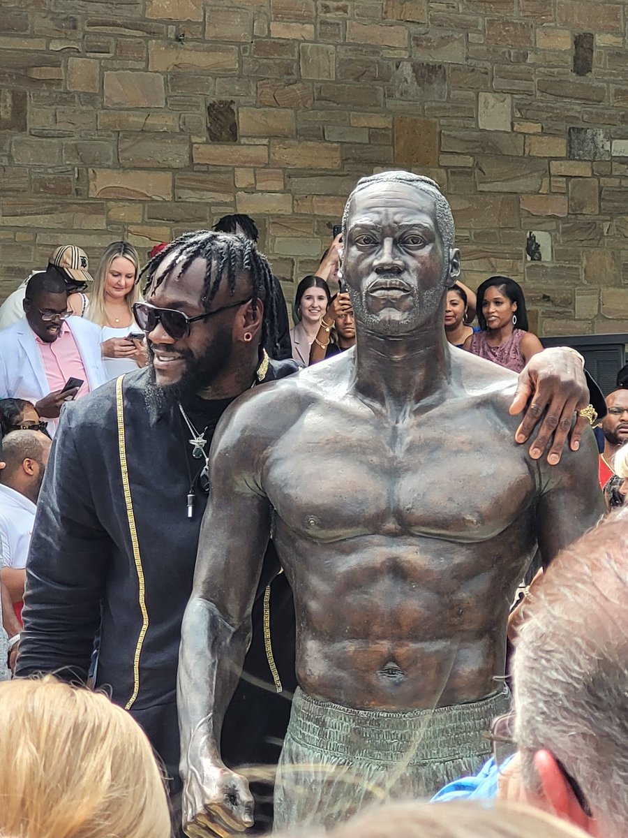 Better pictures later, but the first look at the <a href="/BronzeBomber/">Deontay Wilder</a> statue in <a href="/tuscaloosacity/">City of Tuscaloosa</a>!