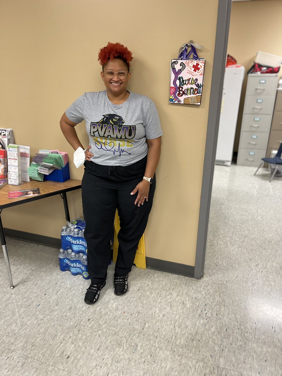 StunikaB's tweet photo. #CongratsClassof2022 @Carter_AISD  @AldineISD https://t.co/Wve6ClfYEJ
