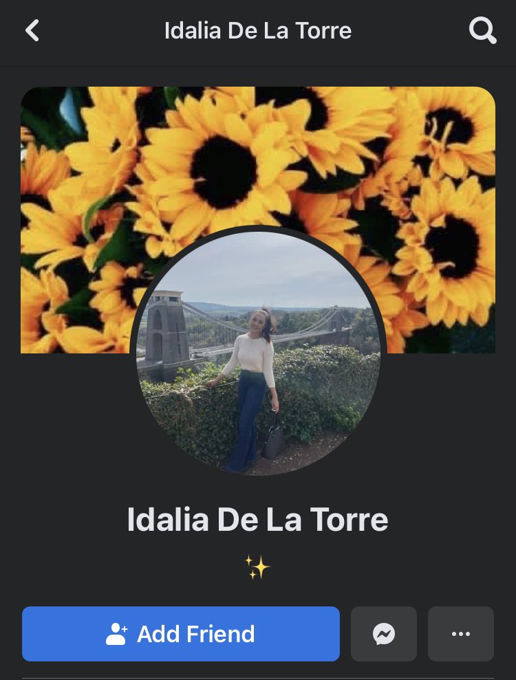 Algo de ella? Alguien?