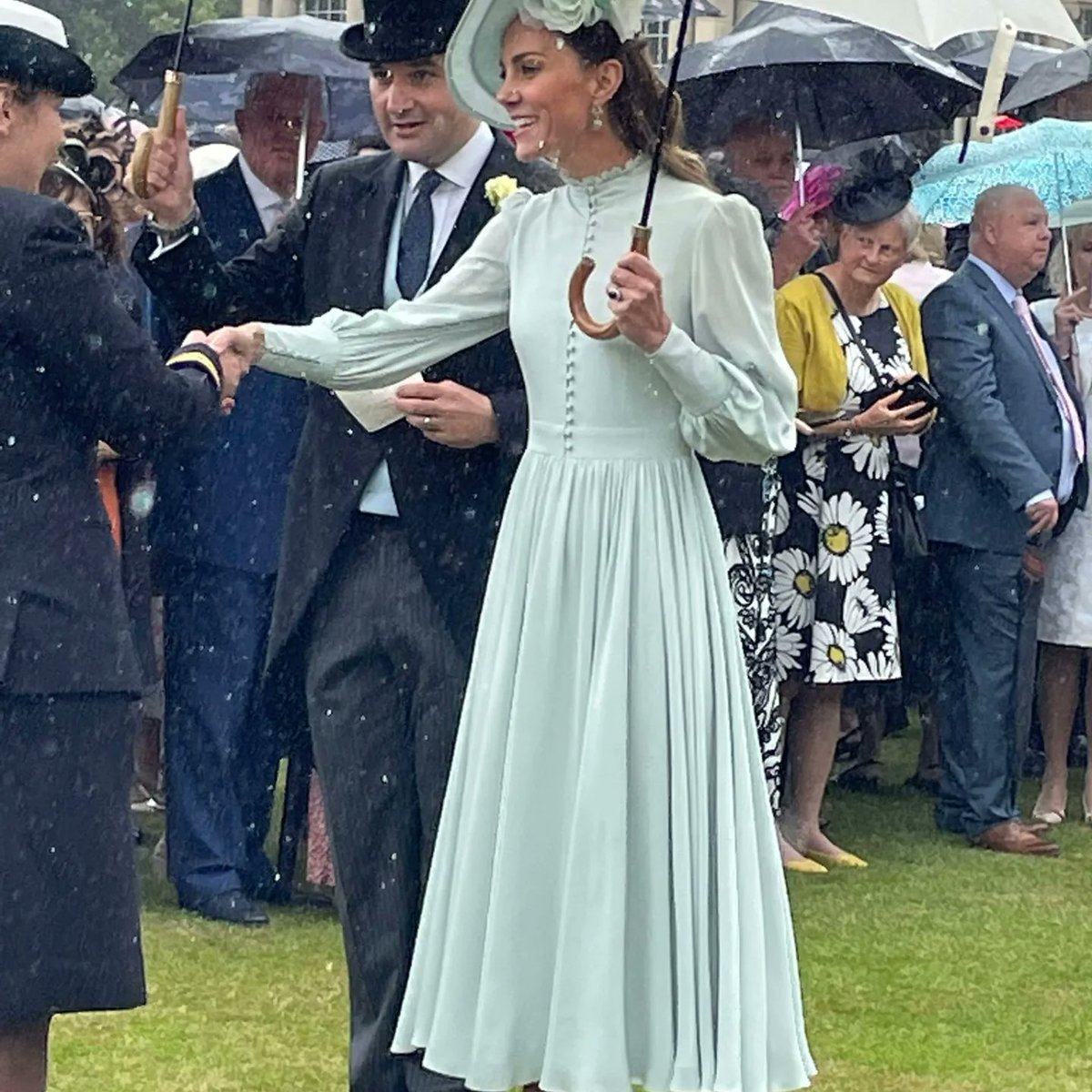 Today FS Brown and his Mom Deborah had afternoon tea at Buckingham Palace as a reward for his service to HM Lord Lieutenantancy.

What an honour &amp; an amazing way to end his year of service.

Congratulations to FS Brown from all of us. 

#451sqnatc #whatwedo #lordlieutenantscadet