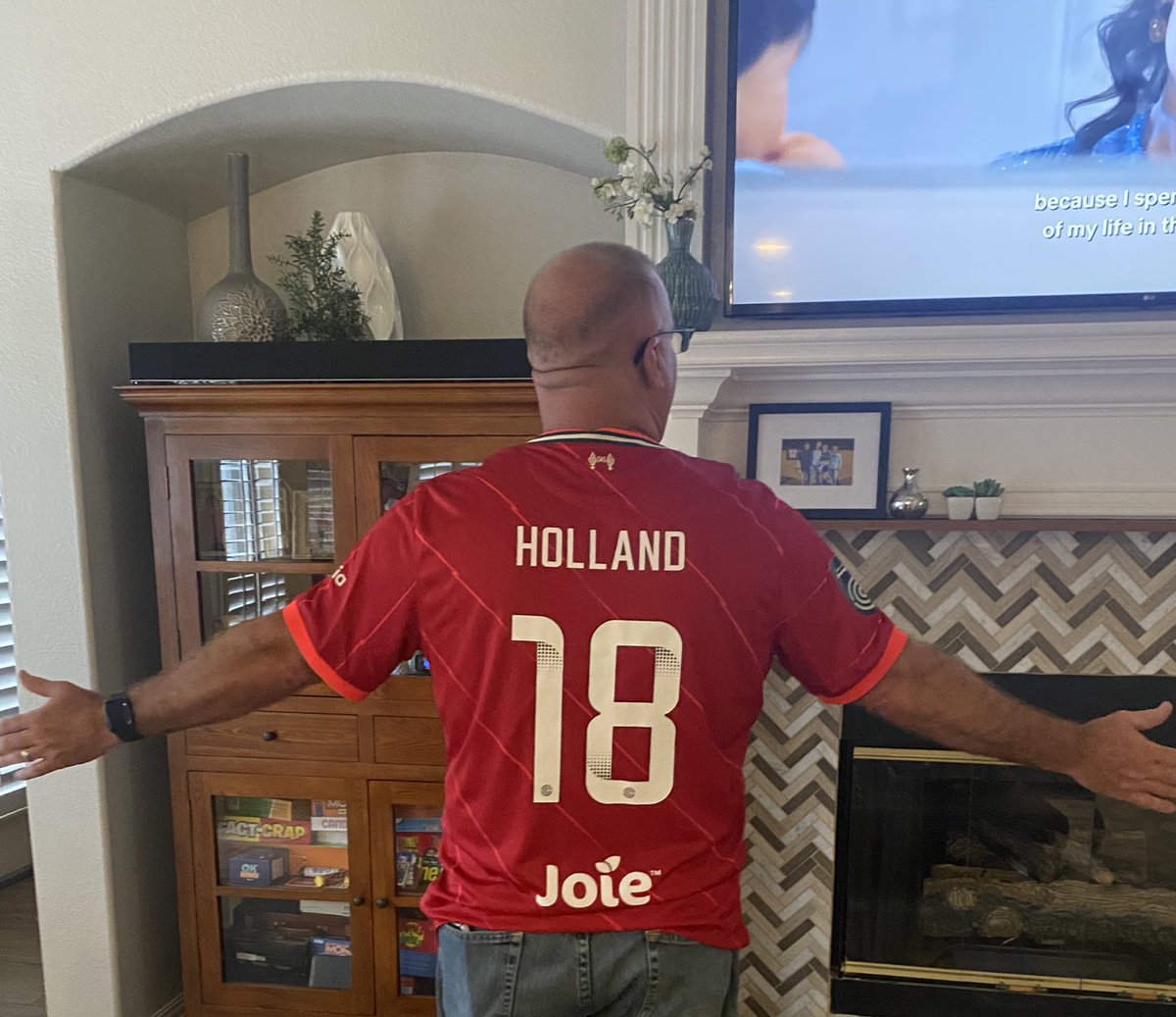 Ceriholland_11's tweet photo. this was pretty cool, supporting always all the way from Dallas 💫🇺🇸 https://t.co/E8ccuzHViZ