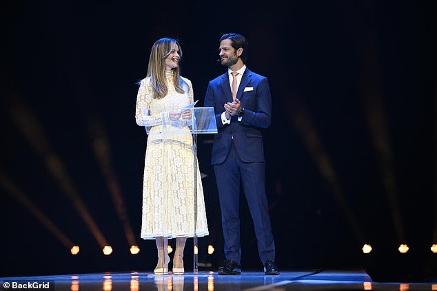 TheNorskaPaul's tweet photo. #PrincessSofia with husband #PrinceCarlPhilip of #Sweden attended a charity performance organised in collaboration with the #TimBerglingFoundation at the #AviciiArena #Stockholme Tuesday 🇸🇪
Bergling being the name of late #DJAvicii who went to heaven in 2018 😞 https://t.co/QKbGo7MDPO