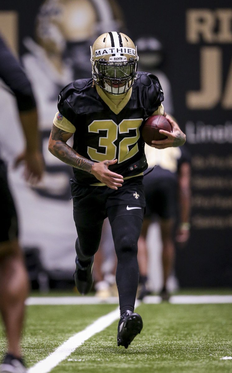 First Honey Badger sighting 🍯🦡

📸: <a href="/Saints/">New Orleans Saints</a> 

#Saints | <a href="/Mathieu_Era/">Tyrann Mathieu</a>