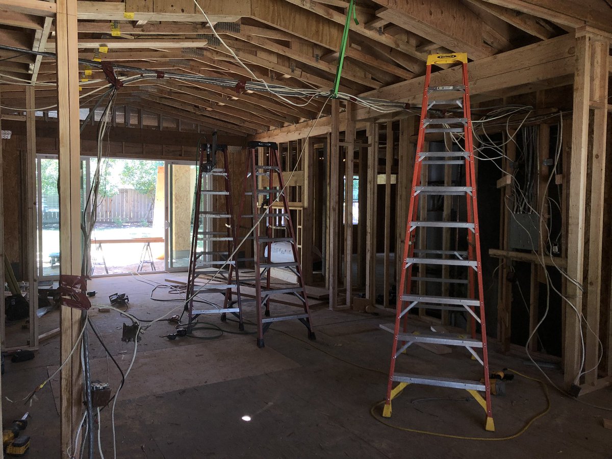 deharoconst's tweet photo. Orion Project- Addition/ Kitchen Remodel. Framing Is Finishing Up And We Are Starting Electrical! https://t.co/wmPHADeCQp