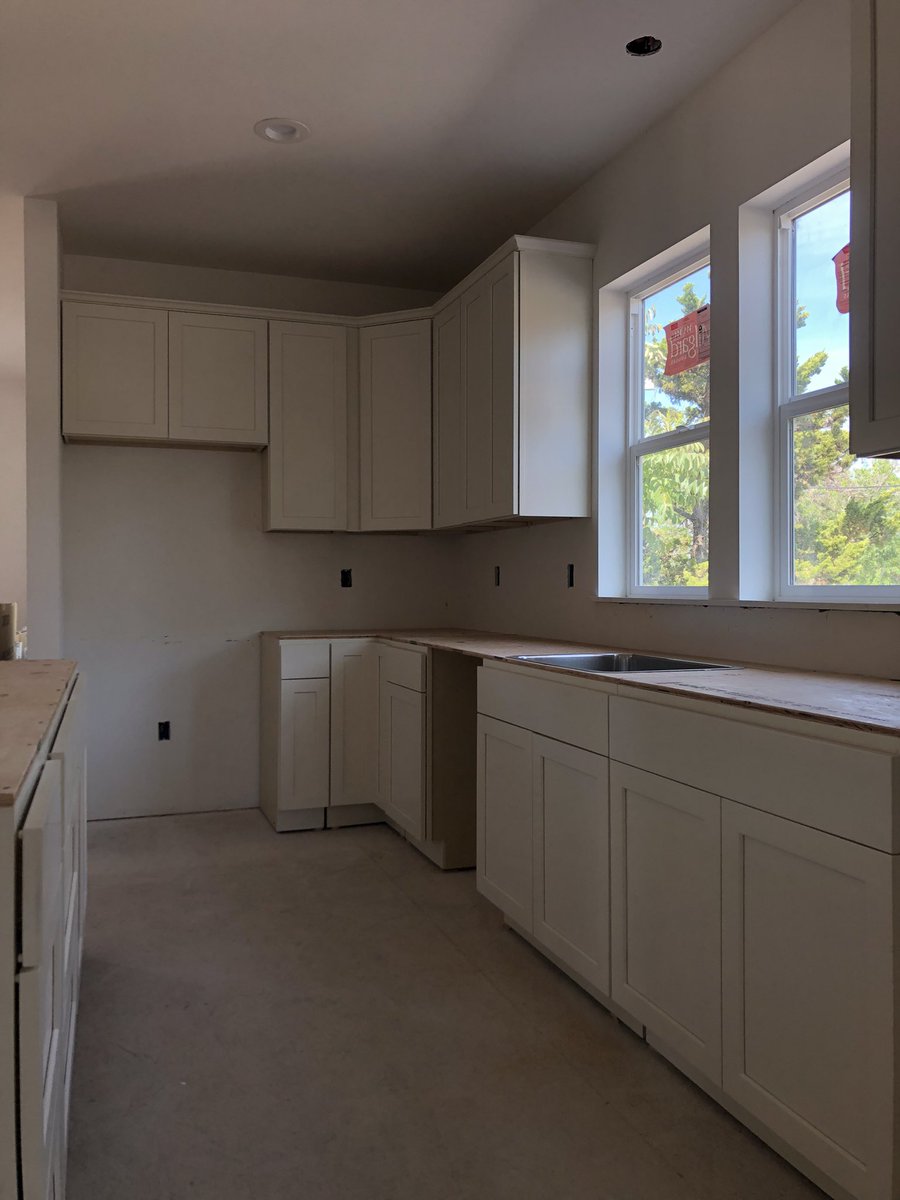 deharoconst's tweet photo. South N Street Project- Cabinet Install! https://t.co/kRcQJ01LsR
