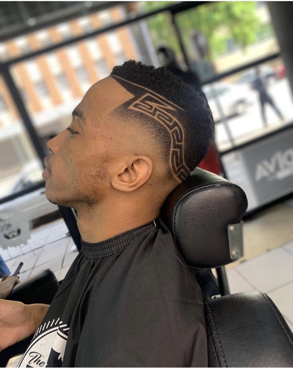 famousbarberSA's tweet photo. Friends don’t let friends get a bad haircut ...Go ahead and recommend The best new comer Barbershop in South Africa 🇿🇦......Available in 6 Locations @DonaldInDenial https://t.co/2mvCWAEJkS