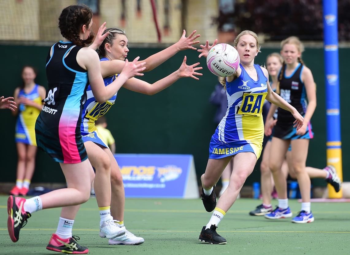 RC_Netball's tweet photo. 📸 Official action photos online at https://t.co/gq7JVhiiWp

#RhinosChallenge #TheUltimateTour https://t.co/PfmEfos1oc