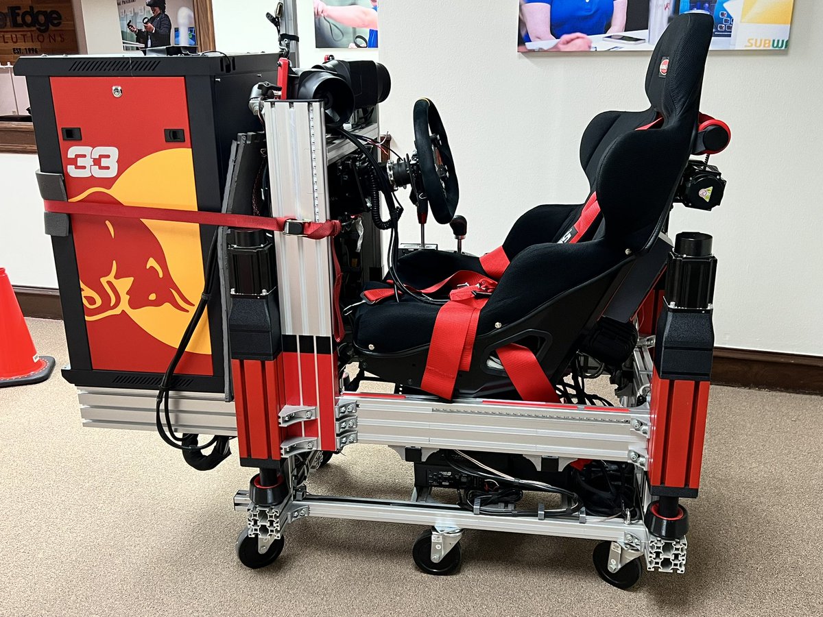 NetEdgeVR's tweet photo. Rolling into the future with our new VR car #VirtualReality #vrbusiness #vrtraining https://t.co/cYPK3Rqw7t