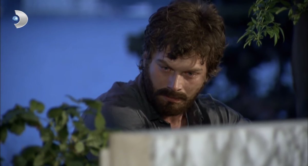 Başka bir evrende Behlül.
#sadakatsizveda