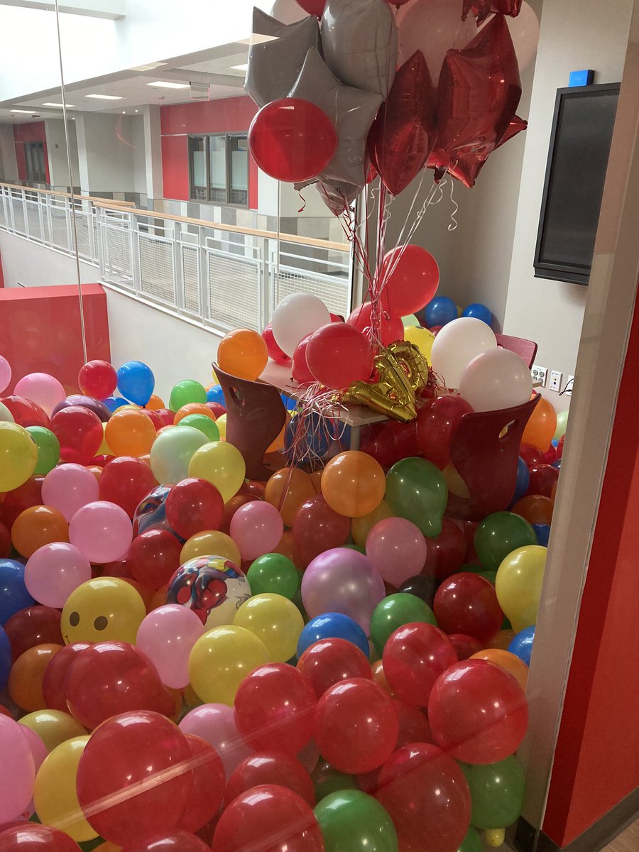 Kelly McNeary tweet media